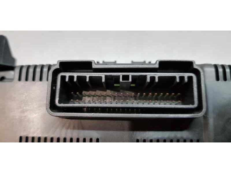 Recambio de cuadro instrumentos para renault megane iv berlina 5p experience referencia OEM IAM 248106335R  