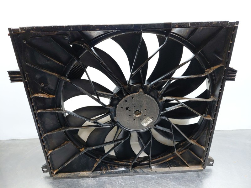 Recambio de electroventilador para mercedes-benz clase m (w163) 270 cdi referencia OEM IAM A1635000093  