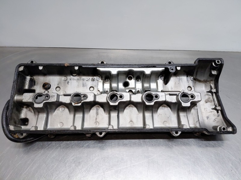 Recambio de tapa balancines para mercedes-benz clase m (w163) 270 cdi referencia OEM IAM A6120100430  