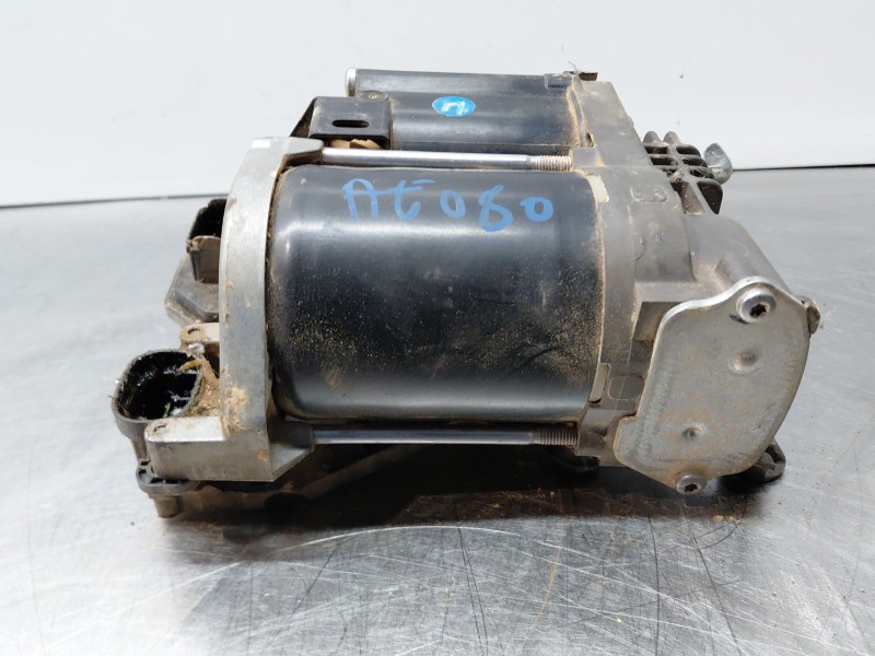 Recambio de bomba suspension para citroën c4 picasso shine referencia OEM IAM 9682022980  