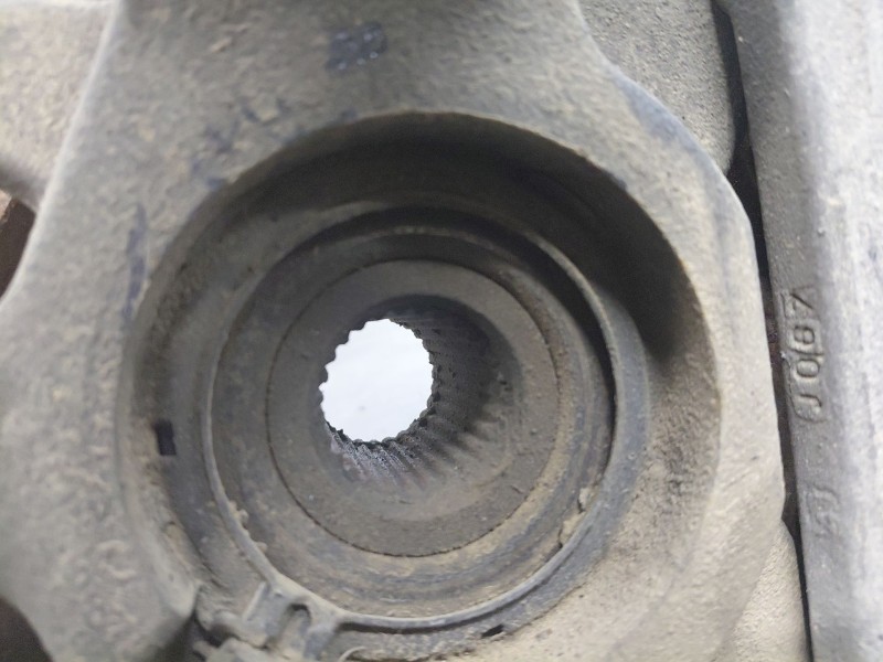 Recambio de mangueta delantera izquierda para renault kangoo combi referencia OEM IAM 8200755584  