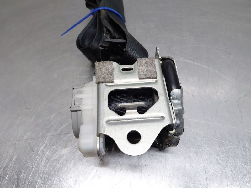 Recambio de cinturon seguridad trasero derecho para seat ibiza (kj1) style referencia OEM IAM 6F0857805HTTM  