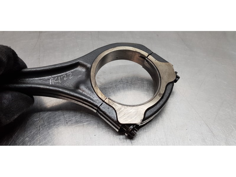 Recambio de piston para jeep gr. cherokee (wh) 3.0 crd laredo referencia OEM IAM 5179423AB  