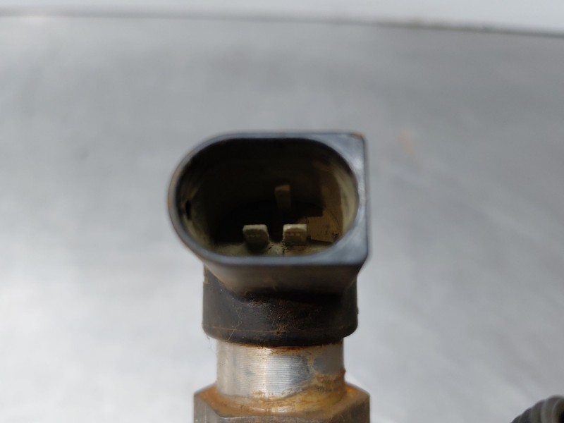 Recambio de inyector para citroën c4 picasso shine referencia OEM IAM 9658194180  