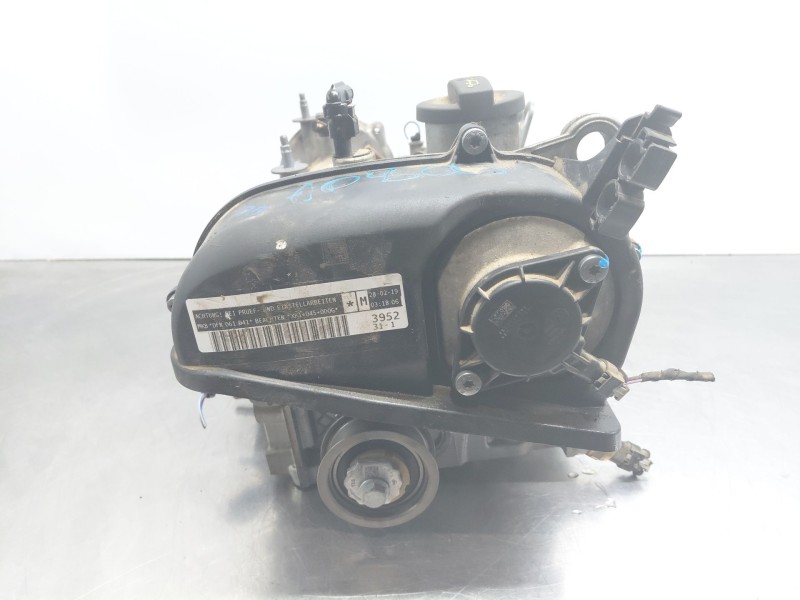 Recambio de culata para seat ibiza (kj1) style referencia OEM IAM 04C103063AB  