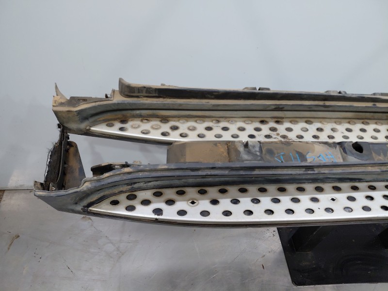 Recambio de estribos laterales para mercedes-benz clase gl (x166) 450 grand edition referencia OEM IAM A1646900655 A1646900410 