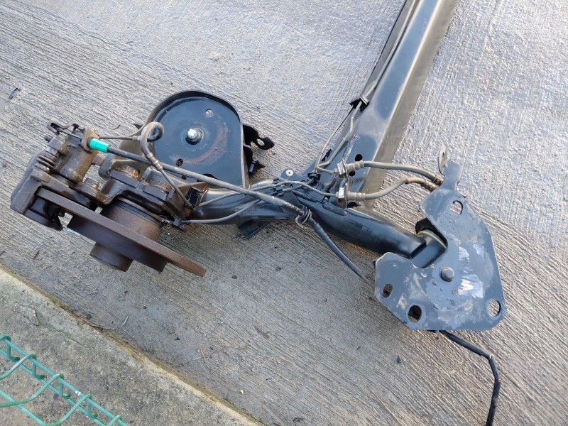 Recambio de puente trasero para renault kangoo combi referencia OEM IAM 555113267R  