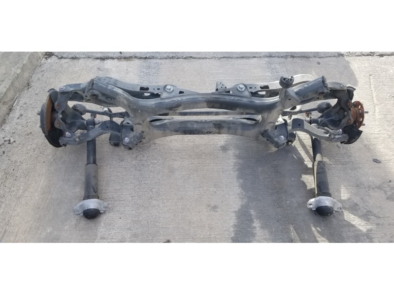 Recambio de puente trasero para toyota corolla (e21) hybrid active referencia OEM IAM 512060208  