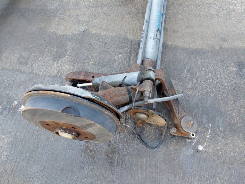 Recambio de puente trasero para peugeot partner (s2) combi referencia OEM IAM 9830149780  