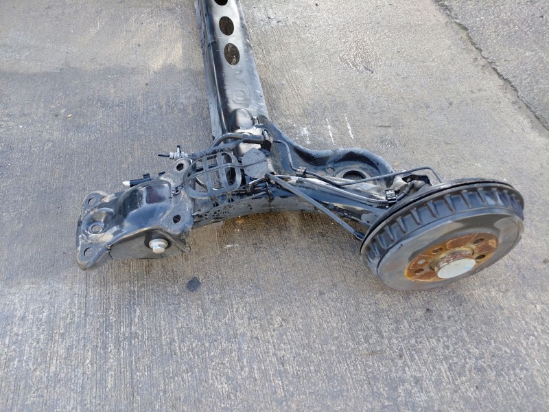 Recambio de puente trasero para seat ibiza (kj1) style referencia OEM IAM 2Q0501053CH  