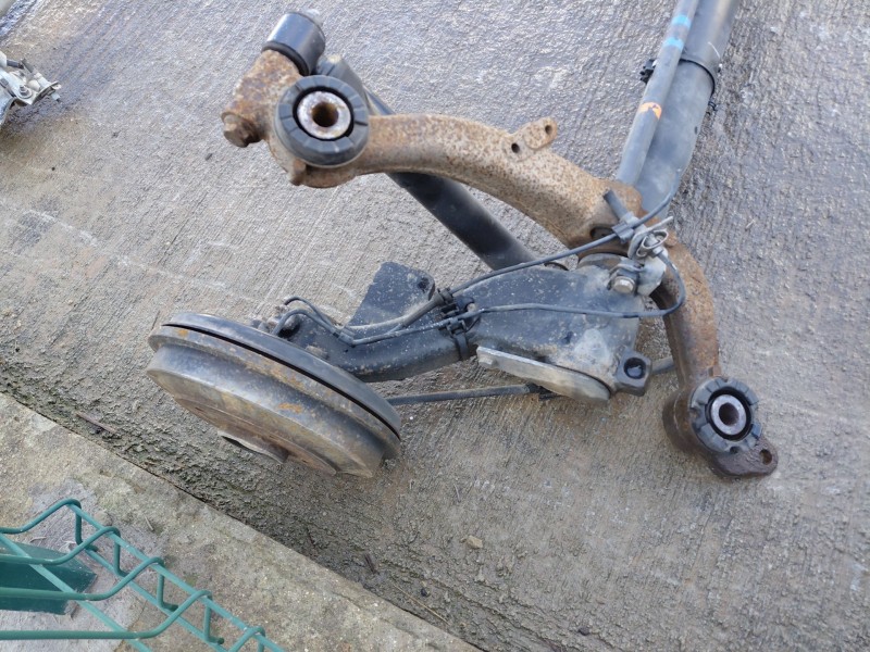 Recambio de puente trasero para peugeot 206+ x-line referencia OEM IAM   