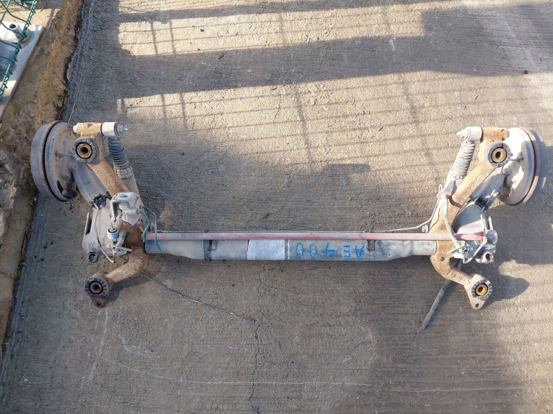 Recambio de puente trasero para peugeot 206 berlina xt referencia OEM IAM   