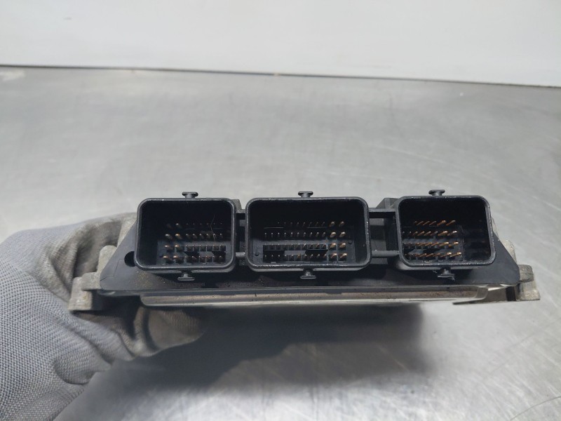 Recambio de centralita motor uce para citroën c4 grand picasso sx referencia OEM IAM 0281012981 9664617680 