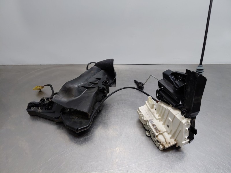 Recambio de cerradura puerta delantera derecha para mercedes-benz clase gl (x166) 450 grand edition referencia OEM IAM A16472020
