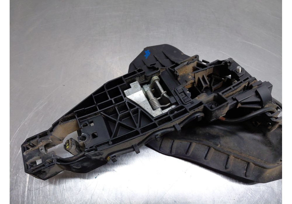 Recambio de cerradura puerta delantera derecha para mercedes-benz clase gl (x166) 450 grand edition referencia OEM IAM A16472020