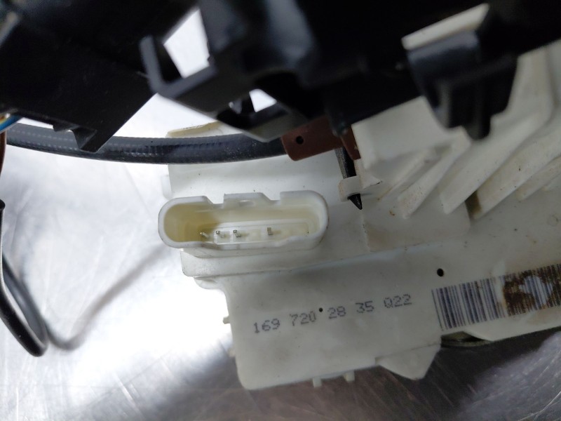 Recambio de cerradura puerta delantera derecha para mercedes-benz clase gl (x166) 450 grand edition referencia OEM IAM A16472020