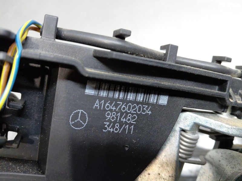 Recambio de cerradura puerta delantera derecha para mercedes-benz clase gl (x166) 450 grand edition referencia OEM IAM A16472020