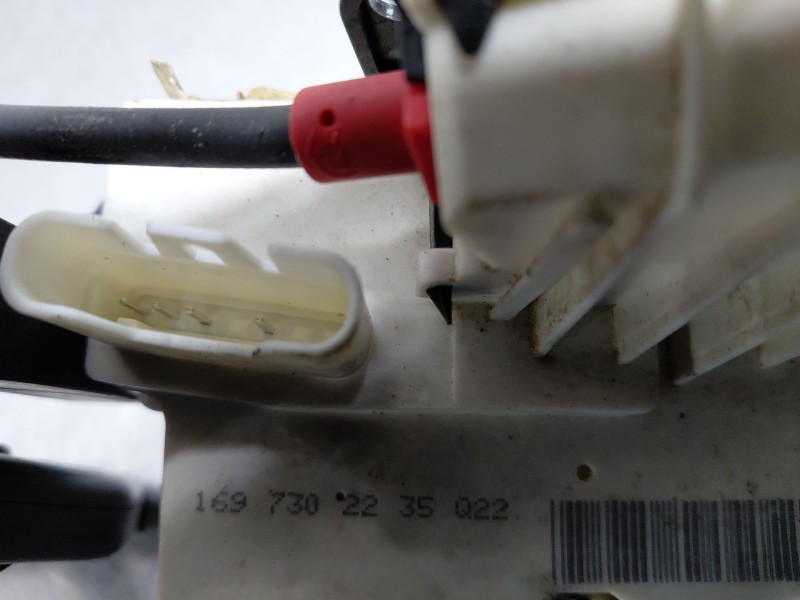 Recambio de cerradura puerta trasera derecha para mercedes-benz clase gl (x166) 450 grand edition referencia OEM IAM A1647303035