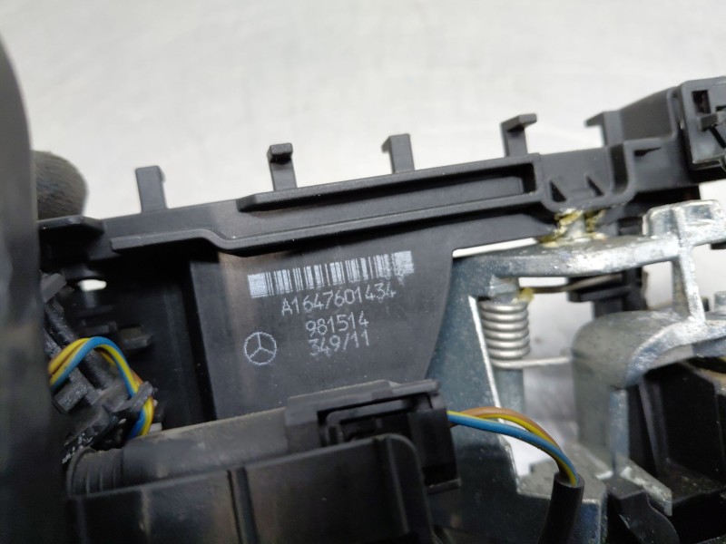 Recambio de cerradura puerta trasera derecha para mercedes-benz clase gl (x166) 450 grand edition referencia OEM IAM A1647303035