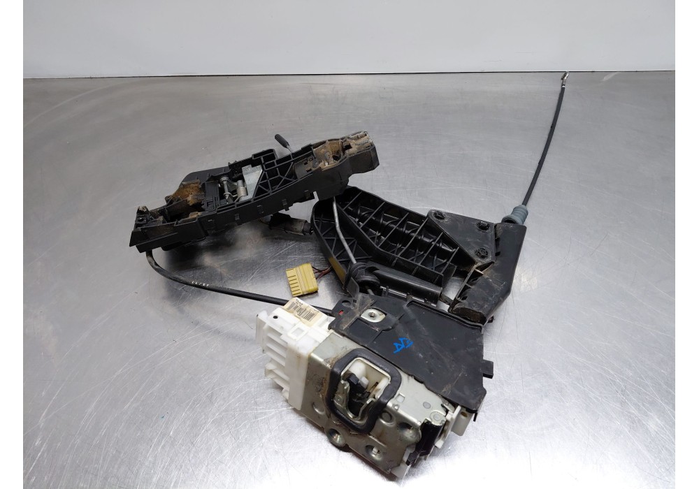 Recambio de cerradura puerta trasera izquierda para mercedes-benz clase gl (x166) 450 grand edition referencia OEM IAM A16473029