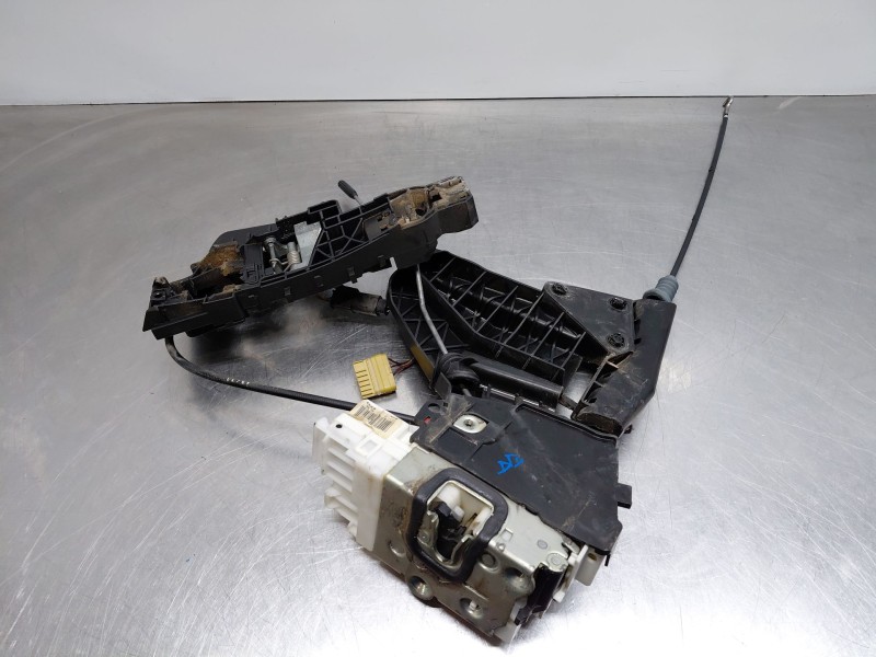 Recambio de cerradura puerta trasera izquierda para mercedes-benz clase gl (x166) 450 grand edition referencia OEM IAM A16473029
