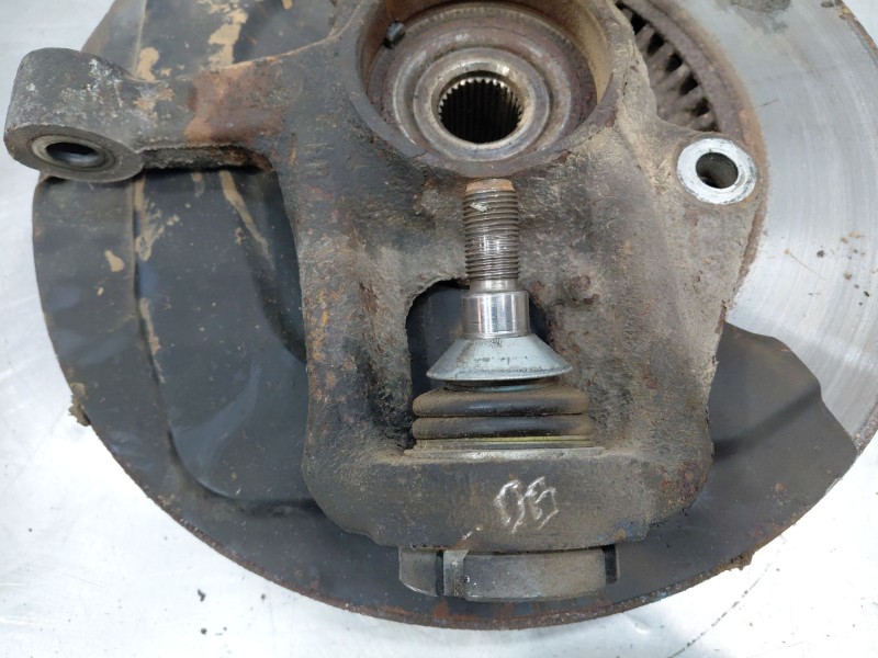 Recambio de mangueta delantera derecha para mercedes-benz clase gl (x166) 450 grand edition referencia OEM IAM A1643301820  