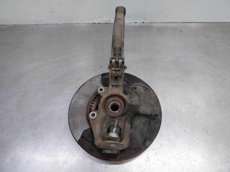 Recambio de mangueta delantera izquierda para mercedes-benz clase gl (x166) 450 grand edition referencia OEM IAM A1643301720  