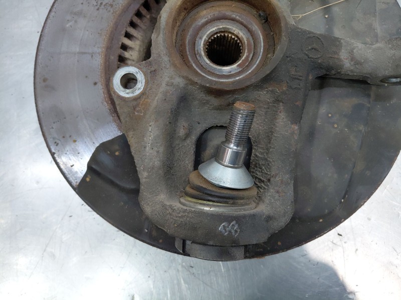 Recambio de mangueta delantera izquierda para mercedes-benz clase gl (x166) 450 grand edition referencia OEM IAM A1643301720  