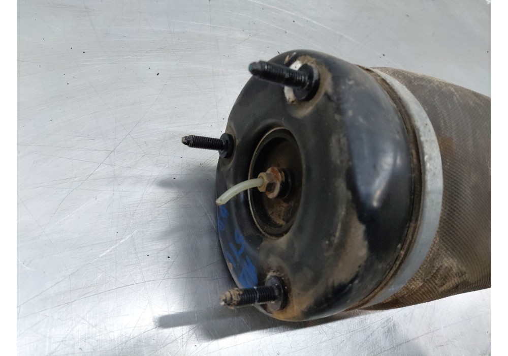 Recambio de amortiguador delantero derecho para mercedes-benz clase gl (x166) 450 grand edition referencia OEM IAM A1643205813 A