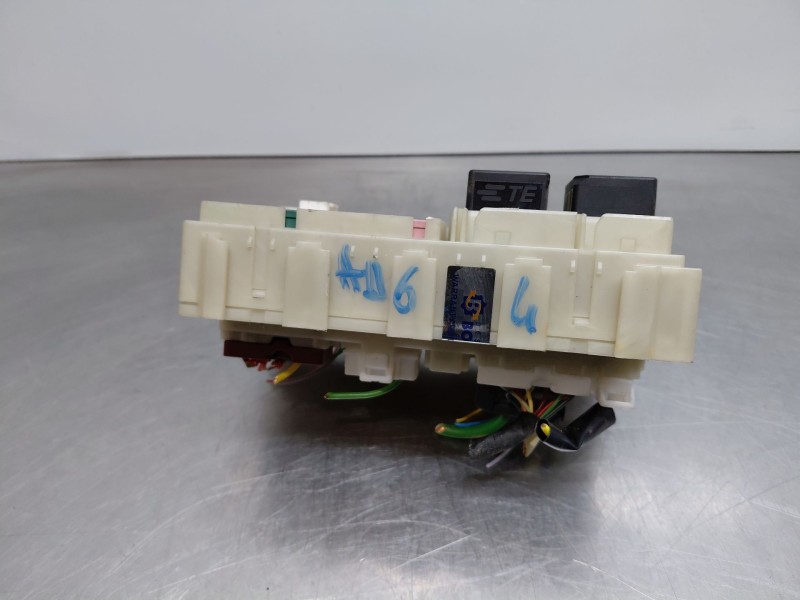 Recambio de caja reles / fusibles para nissan qashqai (j12) acenta referencia OEM IAM 243506RA0B  