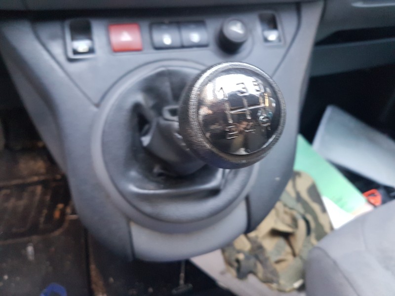 peugeot partner kombi del año 2015