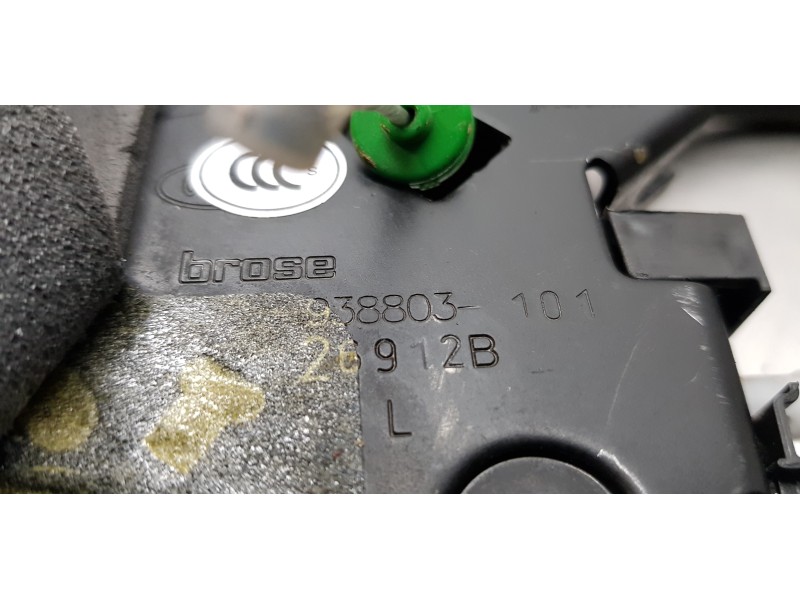 Recambio de cerradura puerta trasera izquierda para land rover range rover vogue referencia OEM IAM LR038372  