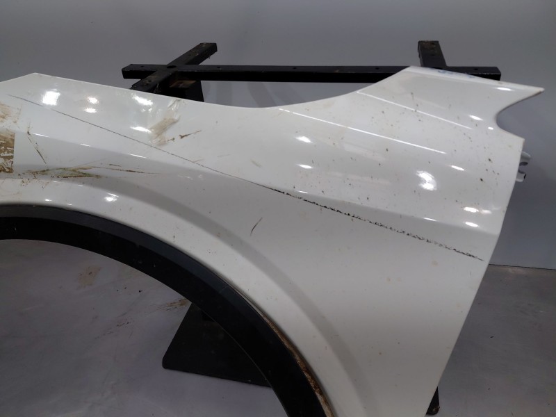 Recambio de aleta delantera izquierda para nissan qashqai (j12) acenta referencia OEM IAM   