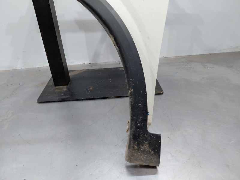 Recambio de aleta delantera izquierda para nissan qashqai (j12) acenta referencia OEM IAM   