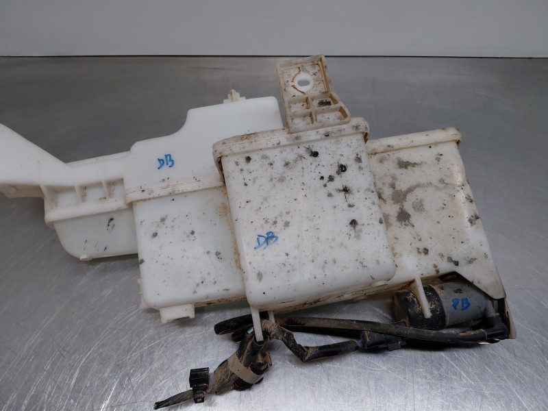 Recambio de deposito limpia para nissan qashqai (j12) acenta referencia OEM IAM 289106UA0A  