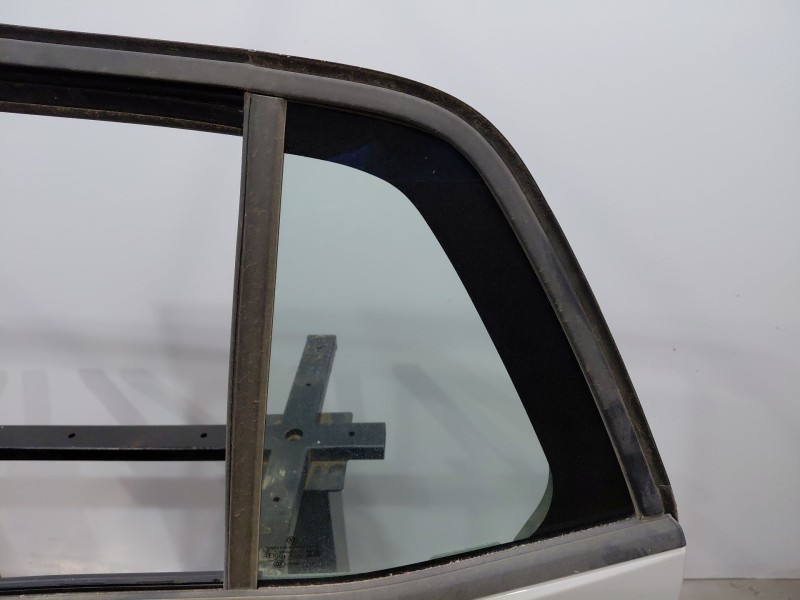 Recambio de puerta trasera izquierda para volkswagen t-cross advance referencia OEM IAM 2GM833051P  