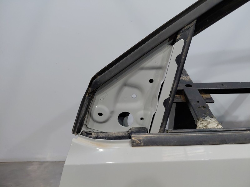 Recambio de puerta delantera izquierda para volkswagen t-cross advance referencia OEM IAM 2GM831051N  