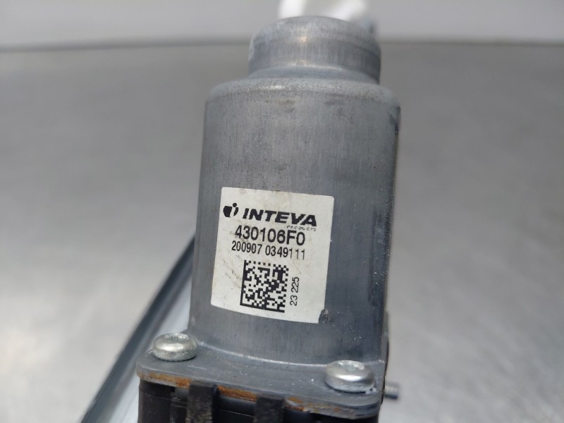 Recambio de mando elevalunas delantero izquierdo para hyundai tucson hybrid referencia OEM IAM   