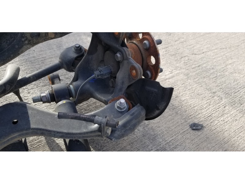 Recambio de puente trasero para toyota corolla (e21) hybrid active referencia OEM IAM 512060208  