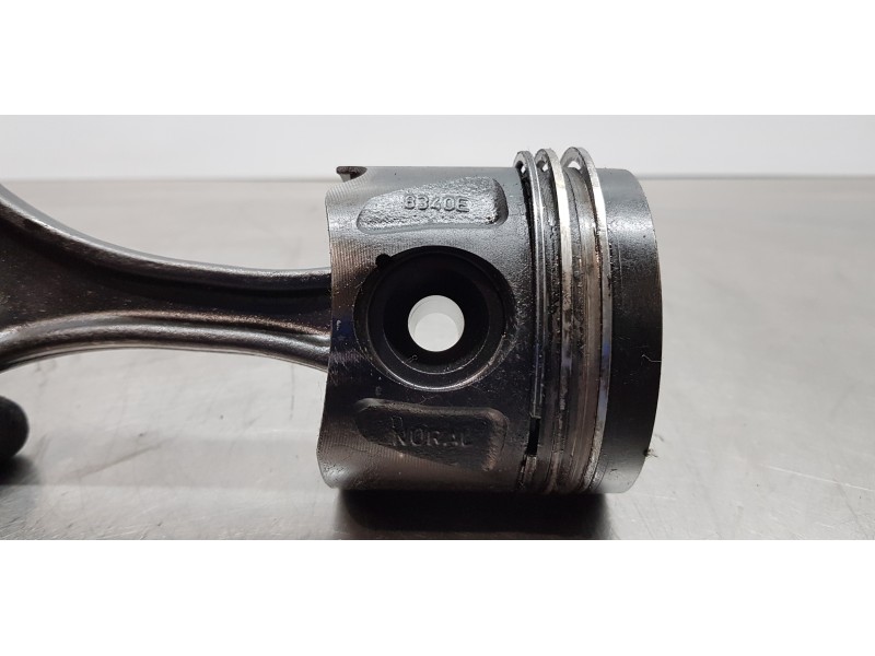 Recambio de piston para jeep gr. cherokee (wh) 3.0 crd laredo referencia OEM IAM 5179423AB  