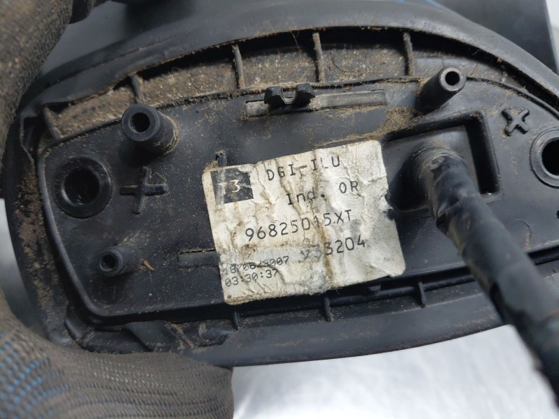Recambio de retrovisor derecho para citroën c4 picasso sx referencia OEM IAM 8153G9  