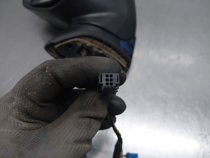 Recambio de retrovisor izquierdo para citroën c4 picasso sx referencia OEM IAM 8153H0  