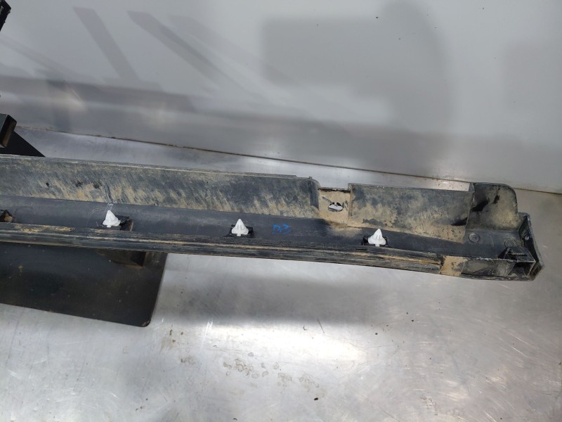 Recambio de faldon lateral para volkswagen t-cross advance referencia OEM IAM 2gn853856b 2GM853856B9B9 