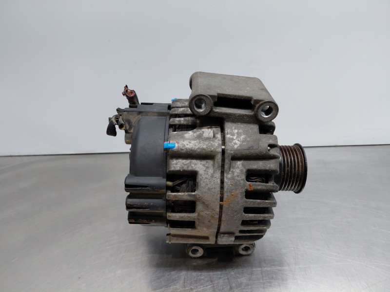 Recambio de alternador para mercedes-benz clase gl (x166) 450 grand edition referencia OEM IAM a0141540402  