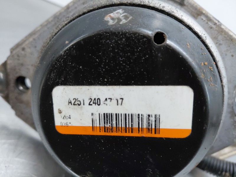 Recambio de soporte motor derecho para mercedes-benz clase gl (x166) 450 grand edition referencia OEM IAM A2512404717  