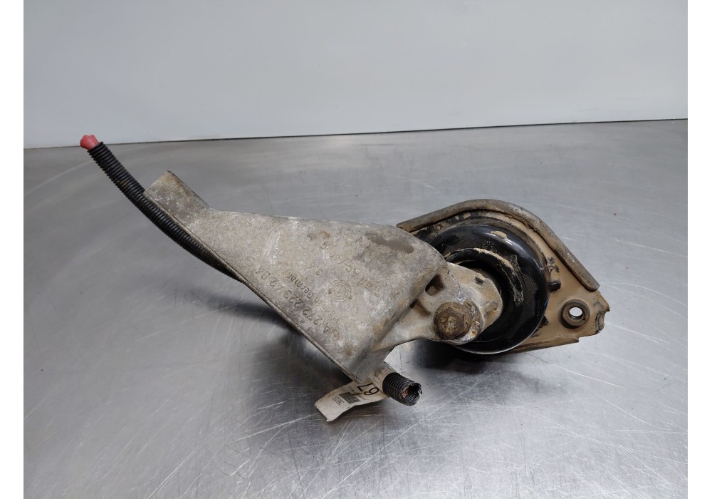 Recambio de soporte motor derecho para mercedes-benz clase gl (x166) 450 grand edition referencia OEM IAM A2512404717  