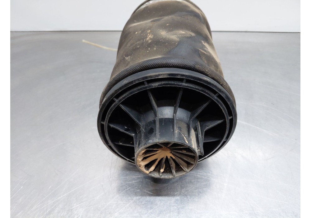 Recambio de amortiguador trasero derecho para mercedes-benz clase gl (x166) 450 grand edition referencia OEM IAM A1643201025  