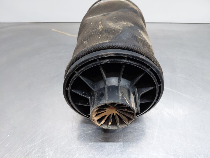 Recambio de amortiguador trasero derecho para mercedes-benz clase gl (x166) 450 grand edition referencia OEM IAM A1643201025  