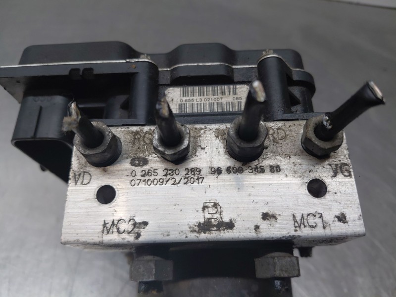 Recambio de abs para citroën c4 grand picasso sx referencia OEM IAM 9665106680 0265950962 9660934580