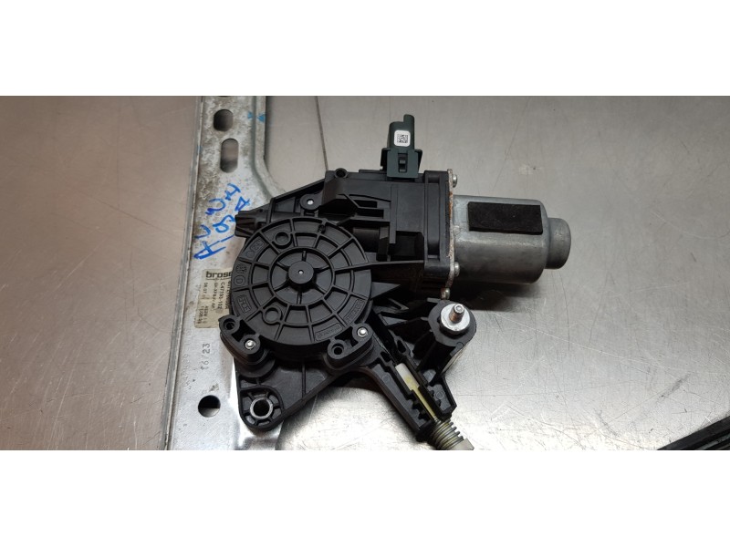 Recambio de elevalunas delantero izquierdo para renault megane iv berlina 5p experience referencia OEM IAM 807215959R 6 PINES 